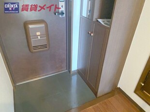 ラトゥール西阿倉川の物件内観写真